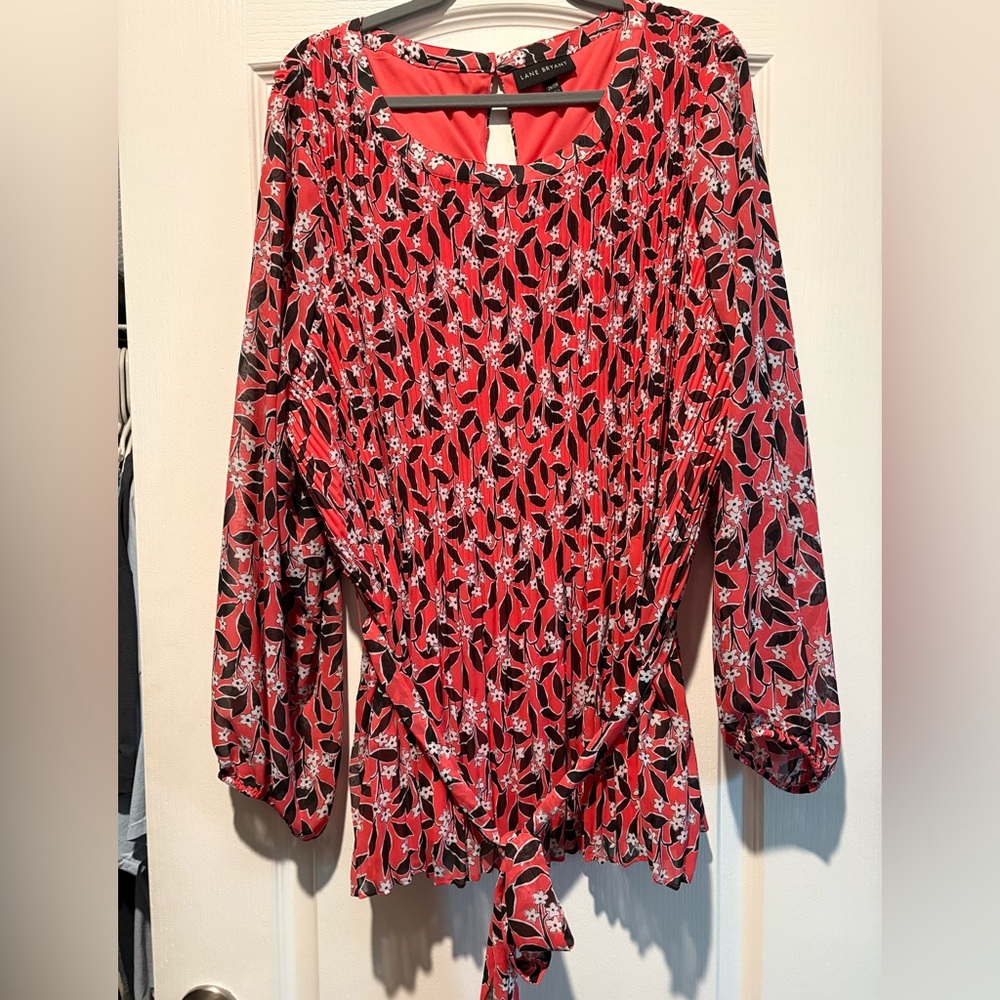 Lane Bryant Pink Floral print Long-Sleeve pleated blouse.